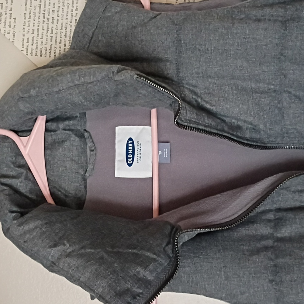 Old Navy Fleece Lined Vest - Picture 2 of 3